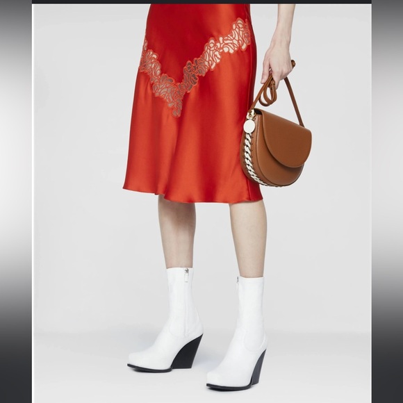 STELLA MCCARTNEY
WHITE COWBOY ANKLE BOOTS Size 37 - Picture 7 of 8